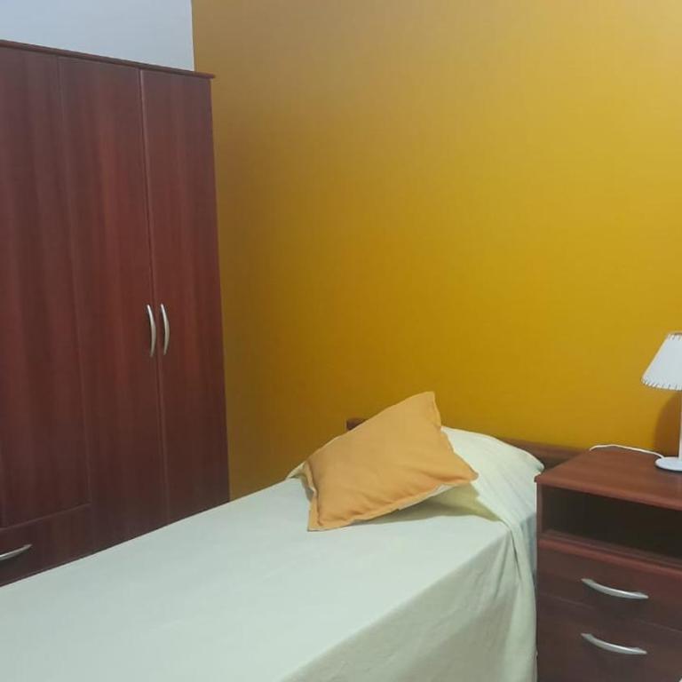 1015 PDe - Two-Bedroom House - 6