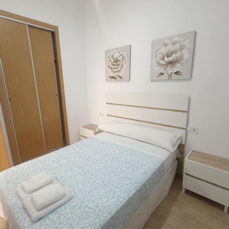 Alameda Apartment - Two-Bedroom Apartment - 5