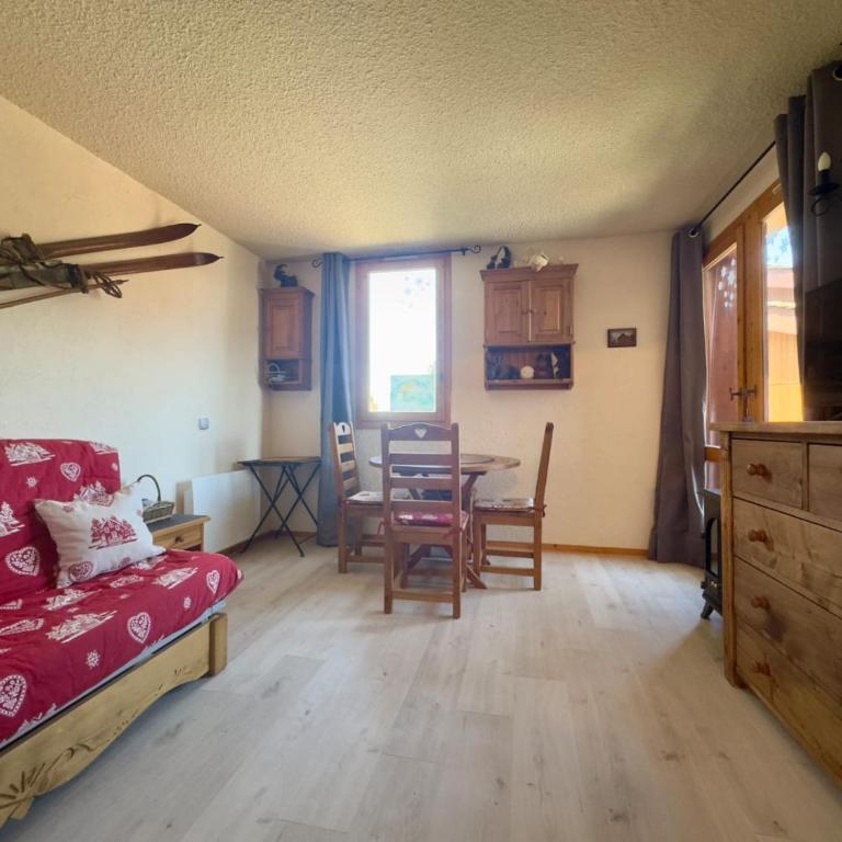 Studio cabine skis aux pieds - Les Coches Paradiski - Apartment mit 1 Schlafzimmer - 1
