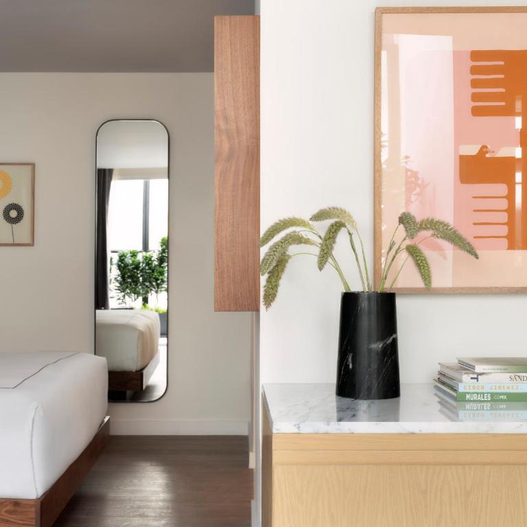 Kimpton Virgilio Polanco by IHG - One-Bedroom Spa Suite with Terrace - Atrium View - 3