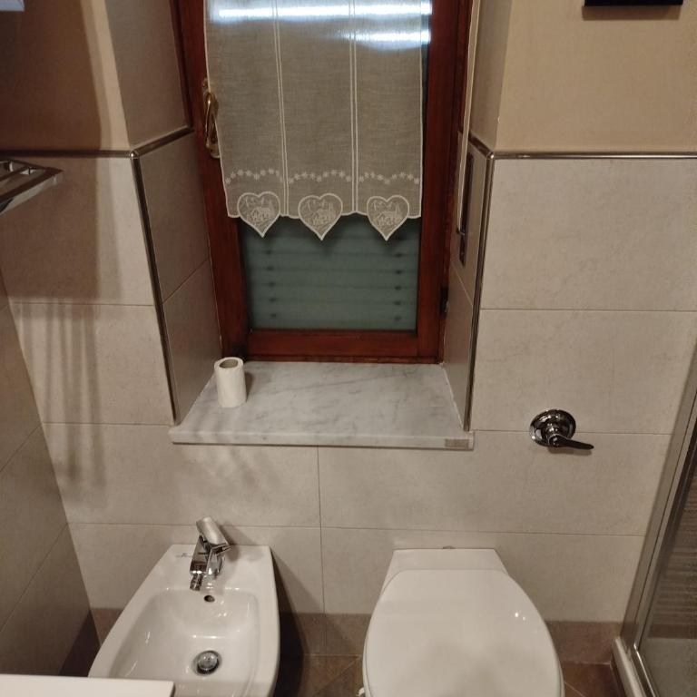 CASA ARJA - Trilocale quartiere Lingotto Torino - Appartamento con 2 Camere da Letto - 22