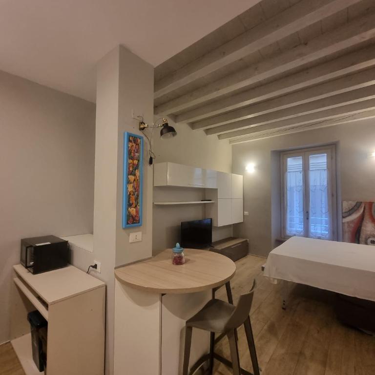 Central Retreat-by Goccia di Lago - Loft - 4
