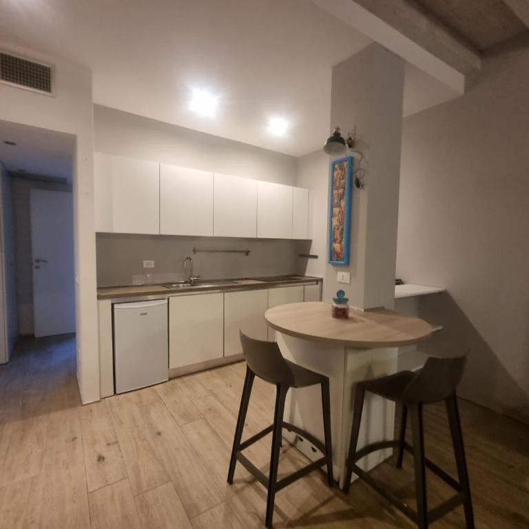 Central Retreat-by Goccia di Lago - Loft - 1