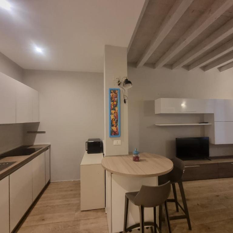 Central Retreat-by Goccia di Lago - Loft - 7