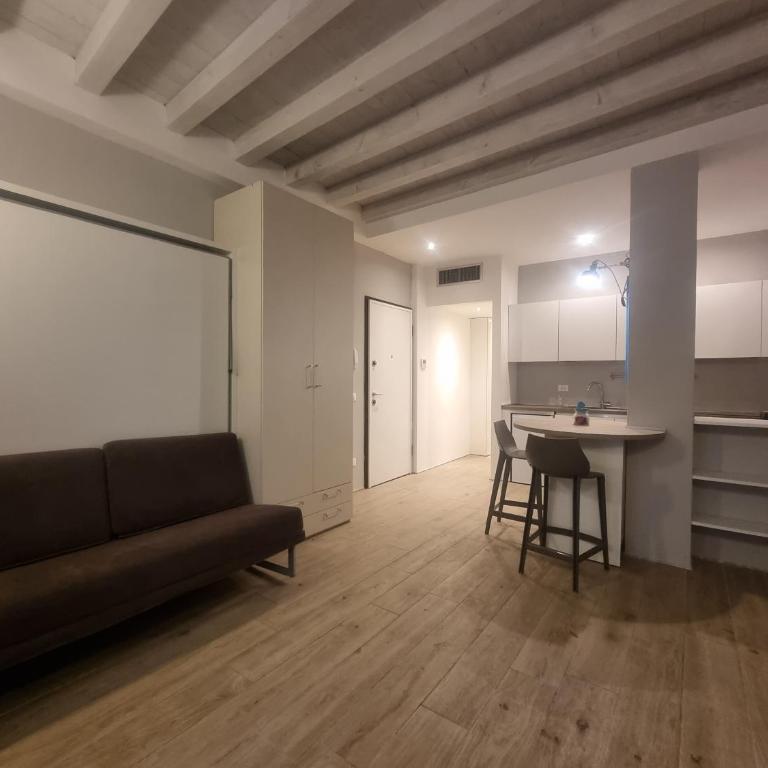Central Retreat-by Goccia di Lago - Loft - 12