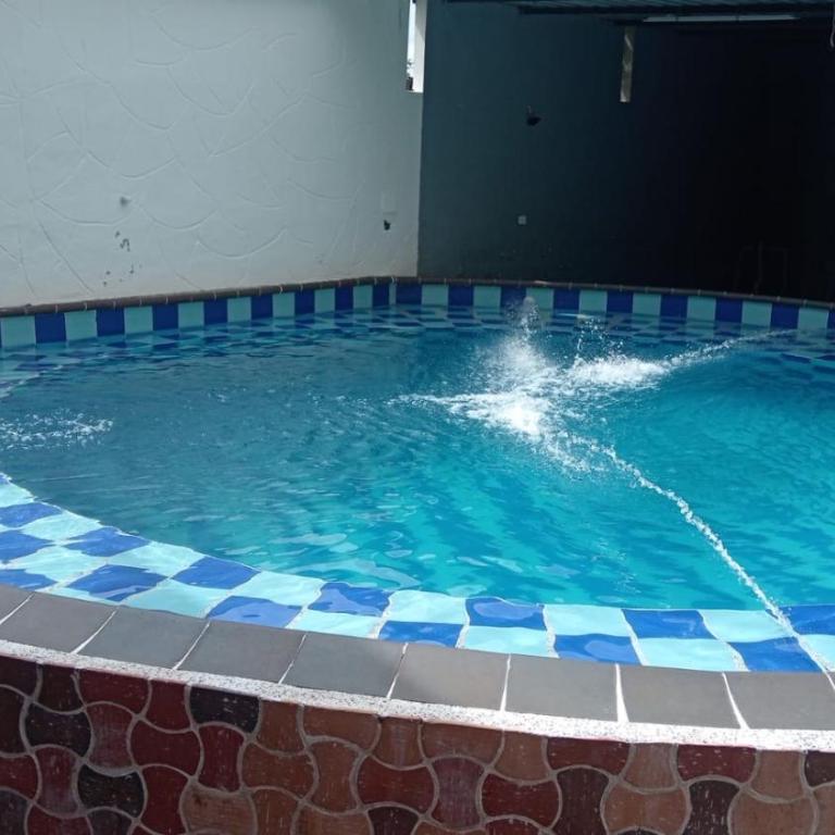 Casa De Descanso - Three-Bedroom House - 2