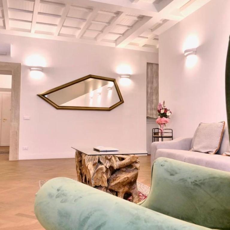 Luxury Appartament Trevi - Three-Bedroom House - 3