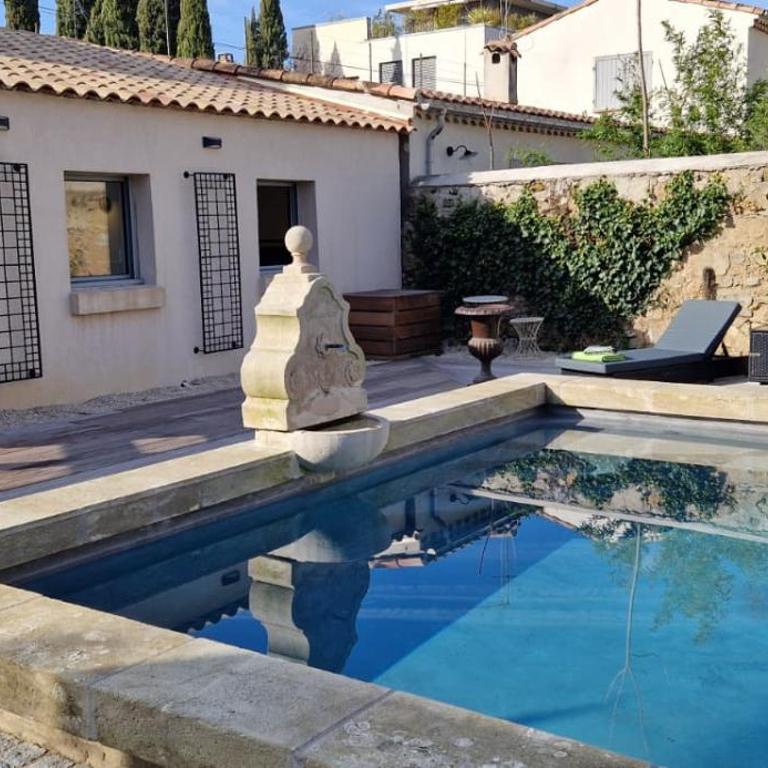 superbe escapade au cœur de la ville clim parking et piscine - Haus mit 1 Schlafzimmer - 28