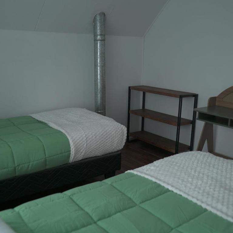 Solo Mujeres - Habitación Compartida - Female Dormitory Room - 4