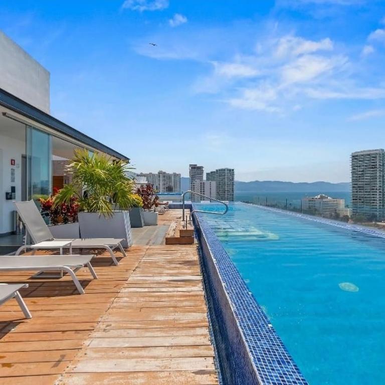 Zoho Luxury Condo with Rooftop Pool, Gym, Parking - One-Bedroom Apartment - 1