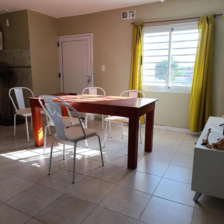 Solo empresas mensual - One-Bedroom Apartment - 1