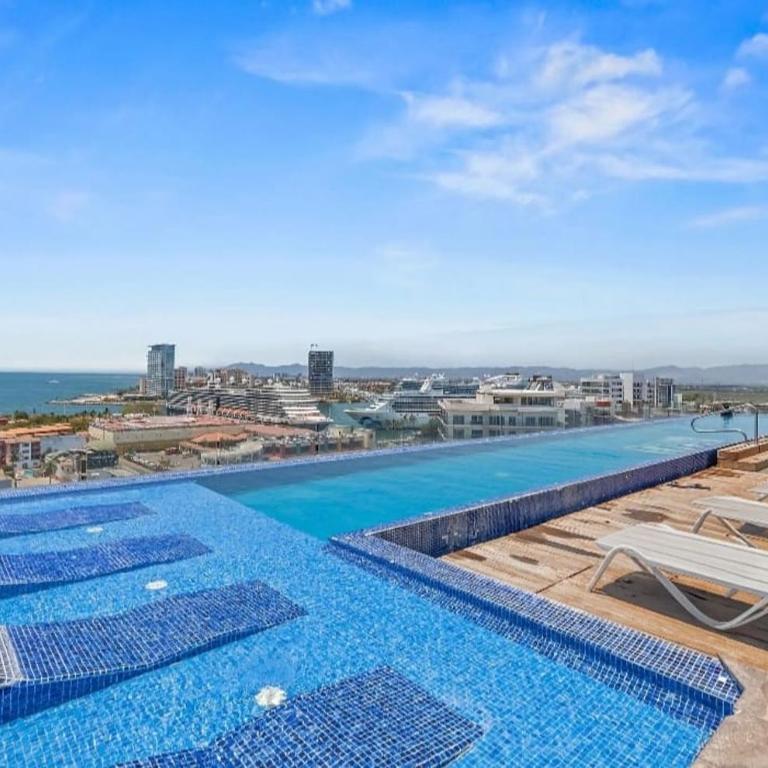 Zoho Luxury Condo with Rooftop Pool, Gym, Parking - One-Bedroom Apartment - 22