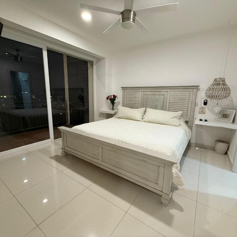 Zoho Luxury Condo with Rooftop Pool, Gym, Parking - One-Bedroom Apartment - 24