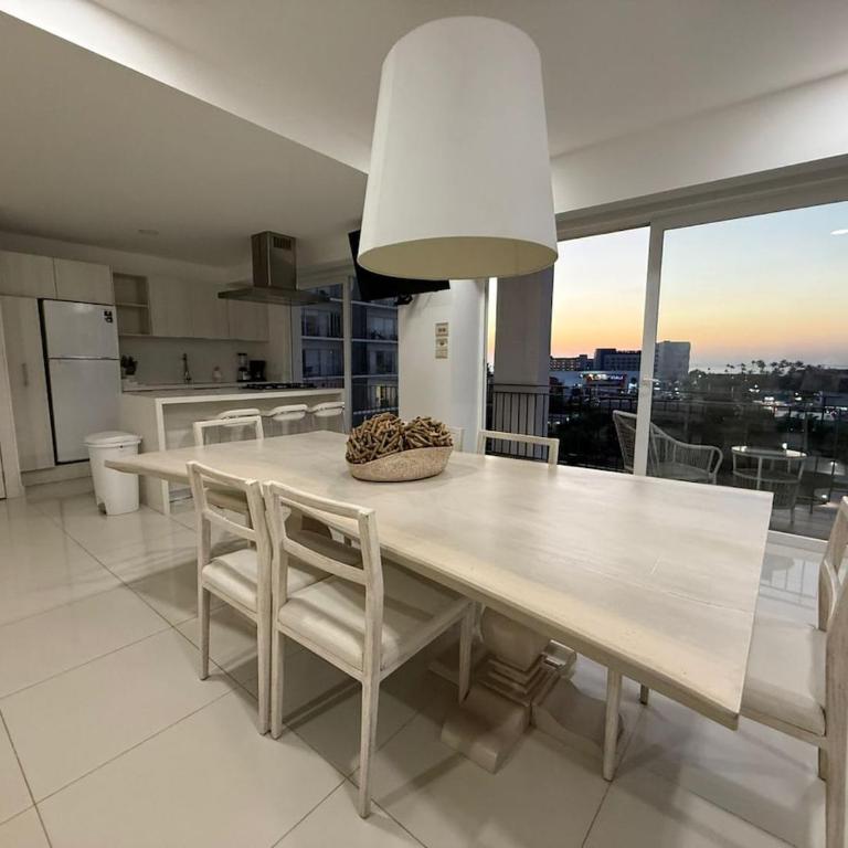 Zoho Luxury Condo with Rooftop Pool, Gym, Parking - One-Bedroom Apartment - 25