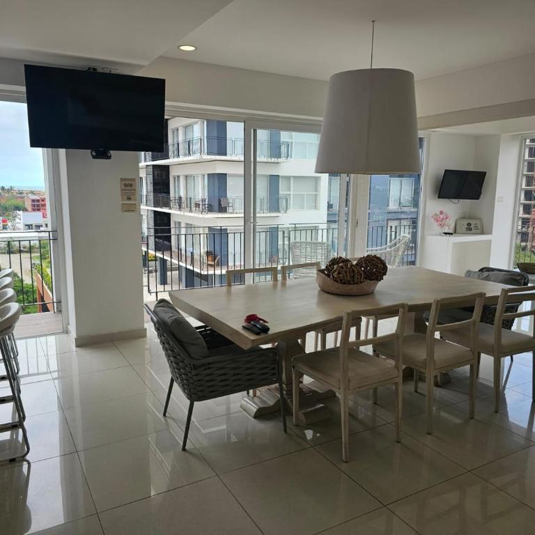 Zoho Luxury Condo with Rooftop Pool, Gym, Parking - One-Bedroom Apartment - 40