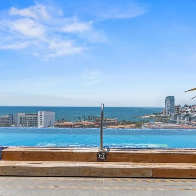 Zoho Luxury Condo with Rooftop Pool, Gym, Parking - One-Bedroom Apartment - 50