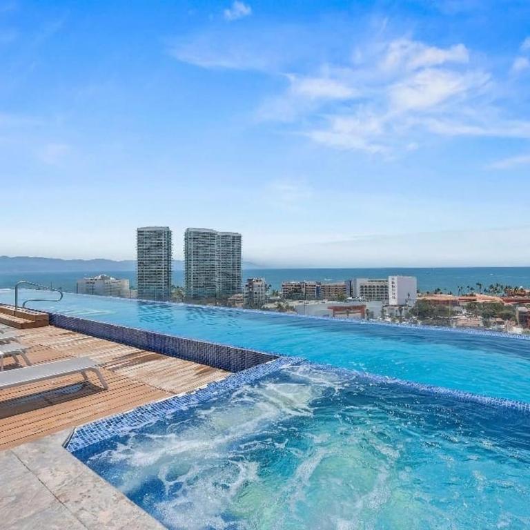 Zoho Luxury Condo with Rooftop Pool, Gym, Parking - One-Bedroom Apartment - 57