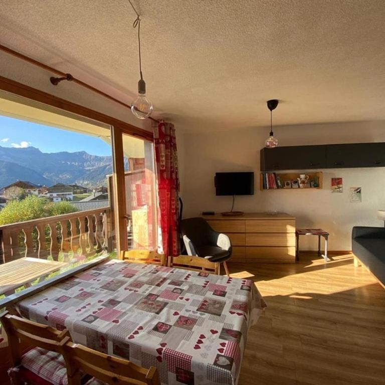 Appartement confortable 4 pers., proche pistes et commerces, parking, balcon Sud-Ouest, animaux admis - One-Bedroom Apartment - 1