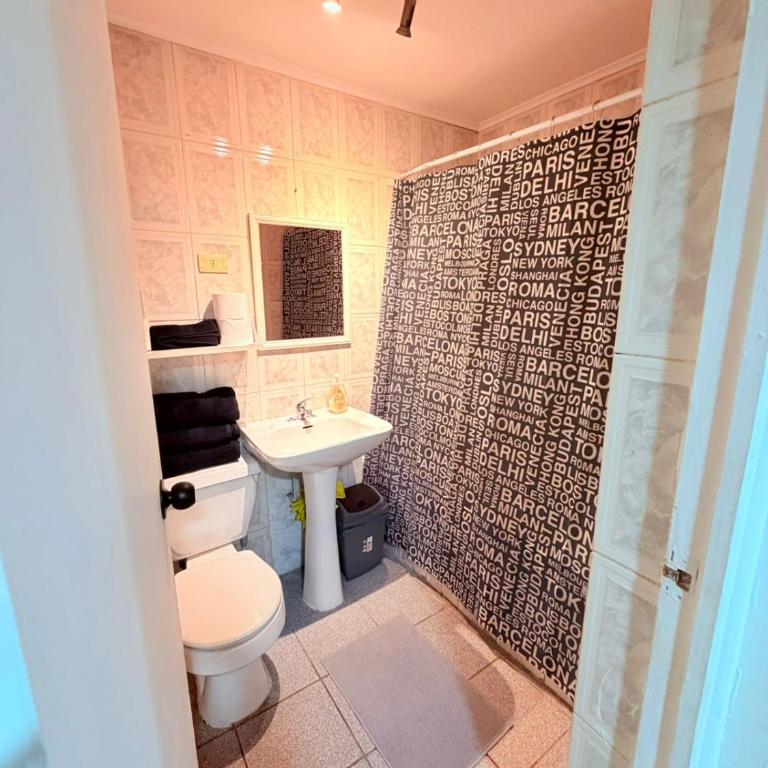 Casa Las Condes, steps from Manquehue Metro - Three-Bedroom House - 16