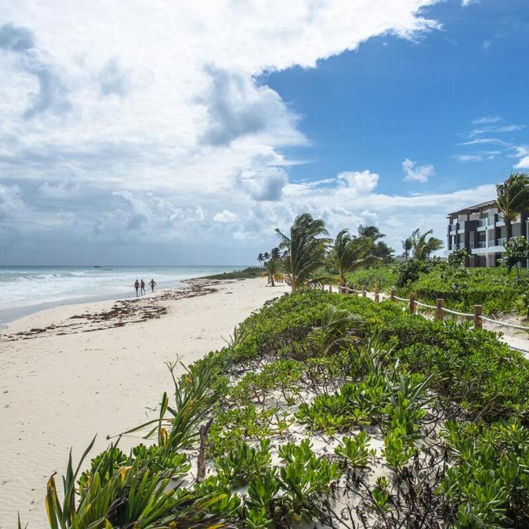 Resort-Style Pool & Private Beach with Ocean View - Two-Bedroom Apartment - 24