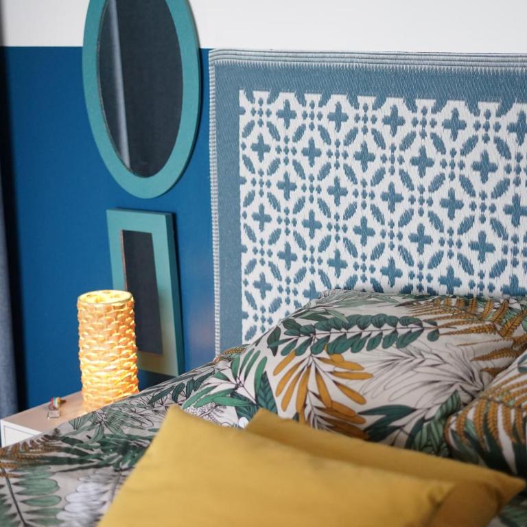 Les Volets Bleus - Chambre Double - Vue sur Piscine - 14