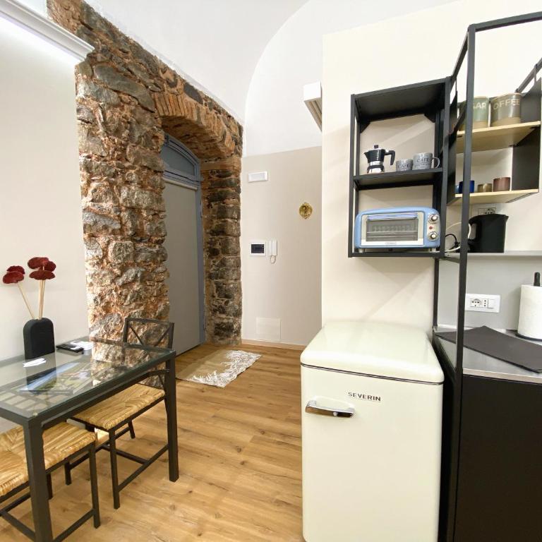 Sicilian Home Duomo Catania - Lava Apartment - One-Bedroom Apartment - 3