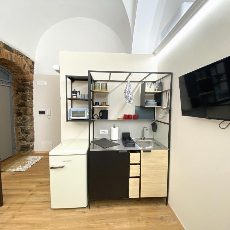 Sicilian Home Duomo Catania - Lava Apartment - One-Bedroom Apartment - 8