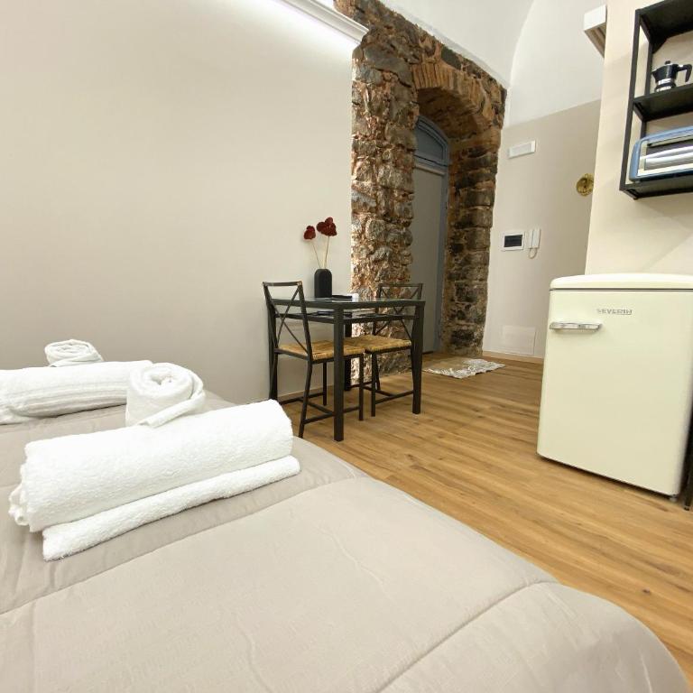 Sicilian Home Duomo Catania - Lava Apartment - One-Bedroom Apartment - 7