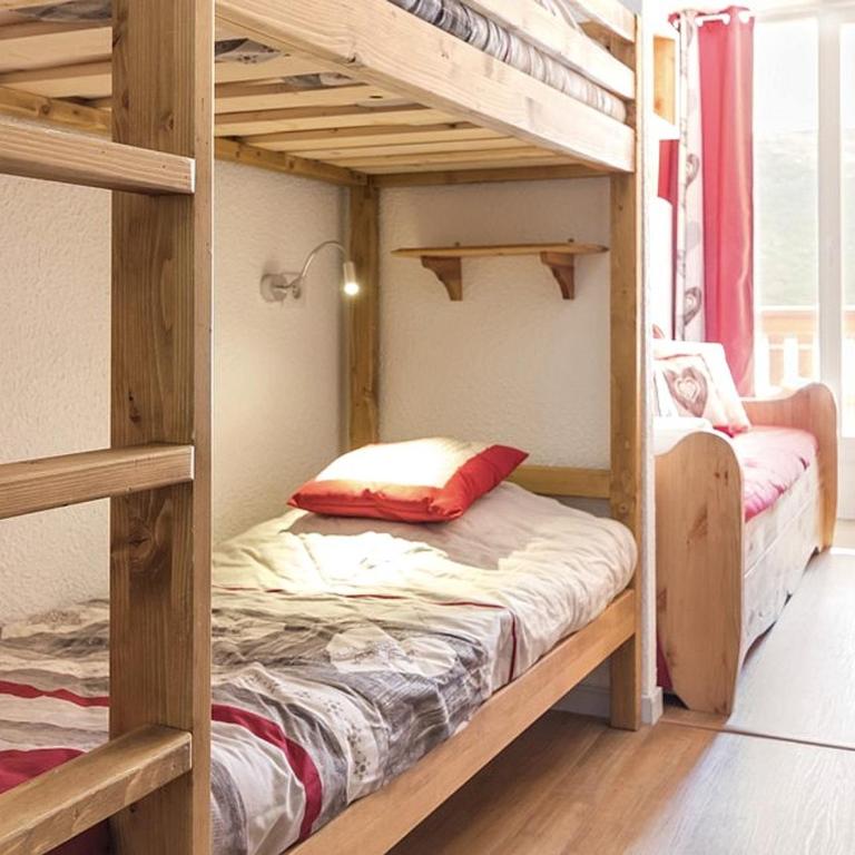 Appartement cosy avec terrasse - Départ ski aux pieds - FR-1-344-830 - Apartment - 9