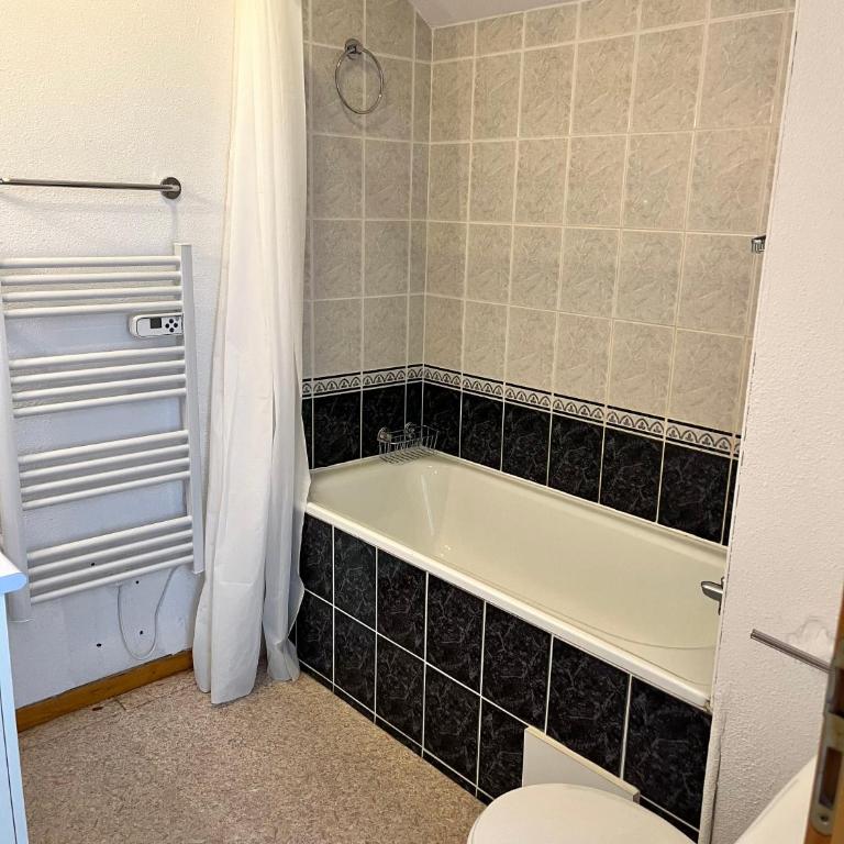Duplex 6 à 8 personnes au pied des pistes Les Hauts de Valmeinier B 412 - Appartement 3 Chambres - 2