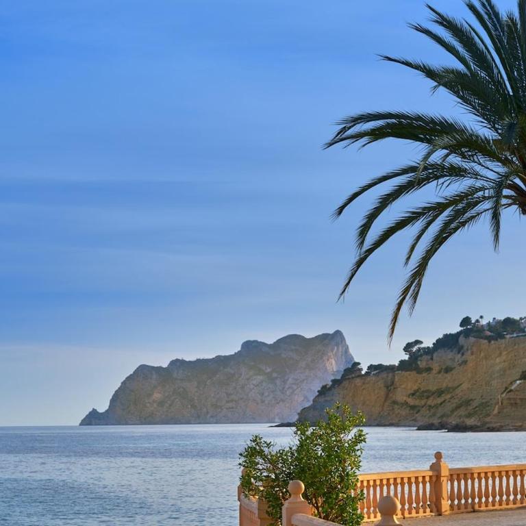 Casa Nella - pool, AC, sea views, walk to beach - Villa - 54