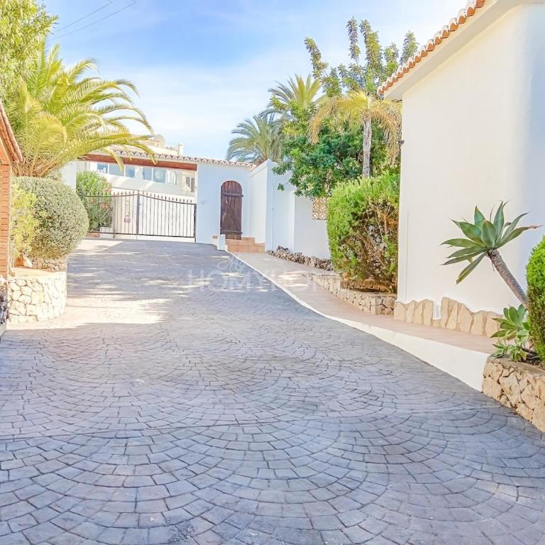 Casa Nella - pool, AC, sea views, walk to beach - Villa - 24