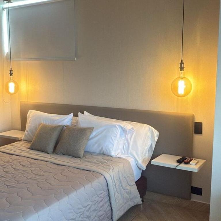 Studio apartment in El Poblado next to Oviedo Mall - One-Bedroom Apartment - 1