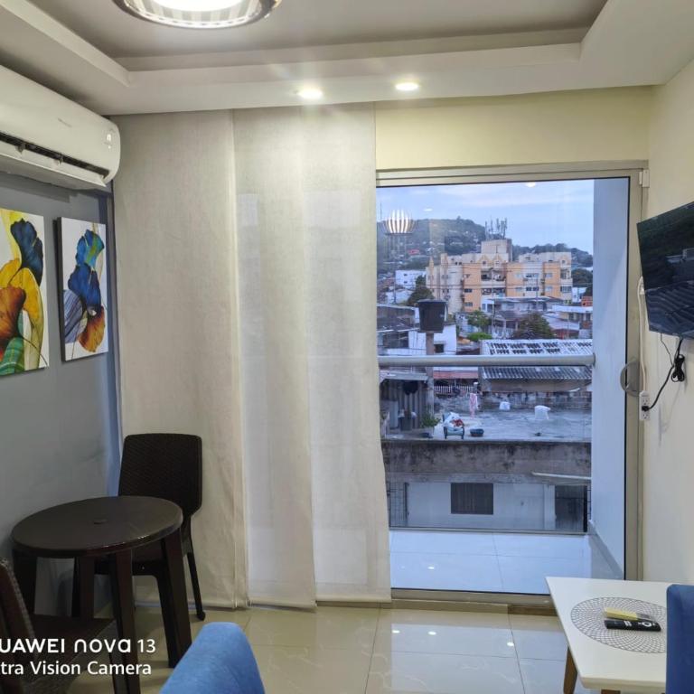 Lujoso Apartamento en Cartagena - Three-Bedroom Apartment - 6