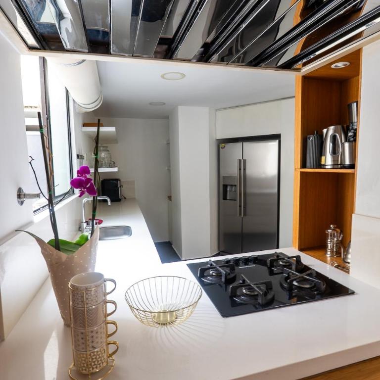 Duplex First laureles park - Three-Bedroom Apartment - 4