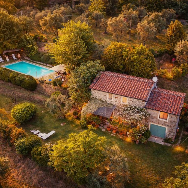 Villa Emilia con Piscina Privata & Vista Panoramica su Lucca - Piscina aperta dal 1 Aprile al 15 Ottobre - Villa con Piscina Privata - 6