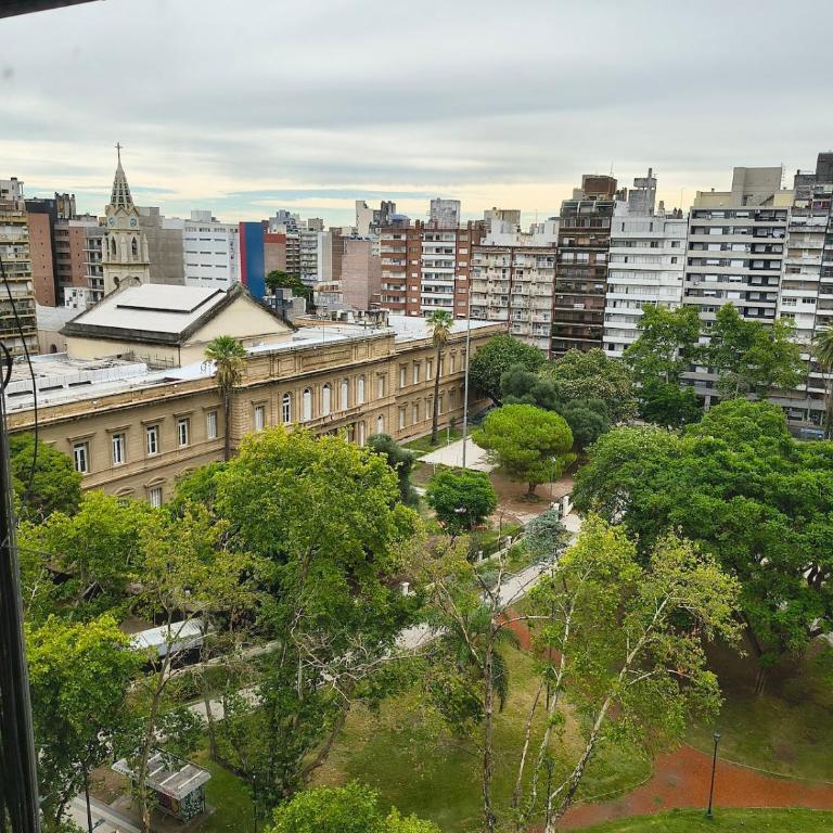 Rosario céntrico, departamento 3 habitaciones, remodelado a nuevo, con estacionamiento en el edificio, mínimo 2 noches - Apartamento de 1 dormitorio - 26