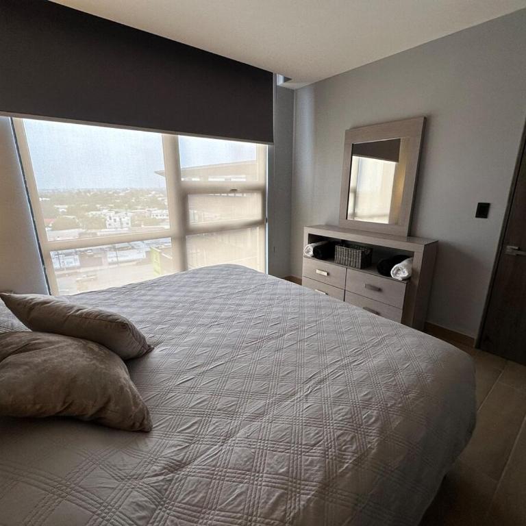 Beautiful 2 bedrooms condo with pool Livo Tower - Two-Bedroom Apartment - 8