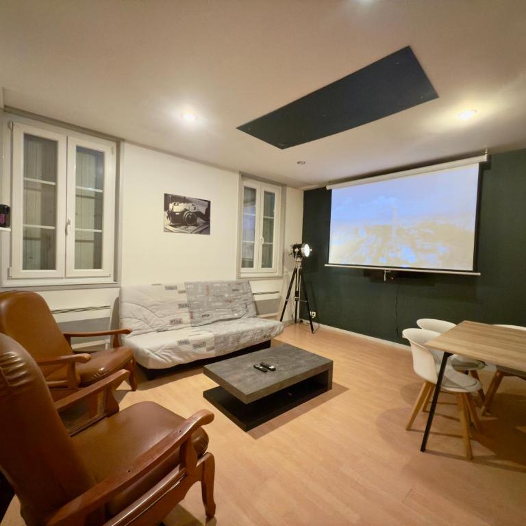 Appartement 4 spacieux Av Georges Dumas - DABNB - Appartement 1 Chambre - 1