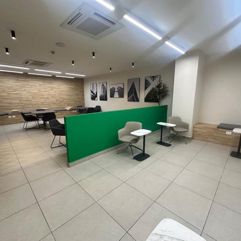 Beautiful 2 bedrooms condo with pool Livo Tower - Two-Bedroom Apartment - 16
