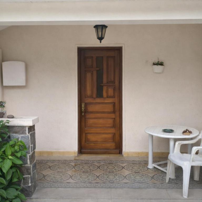Piriápolis a 4 cuadras de playa,"Las Hortensias" - Casa de 2 dormitorios - 12
