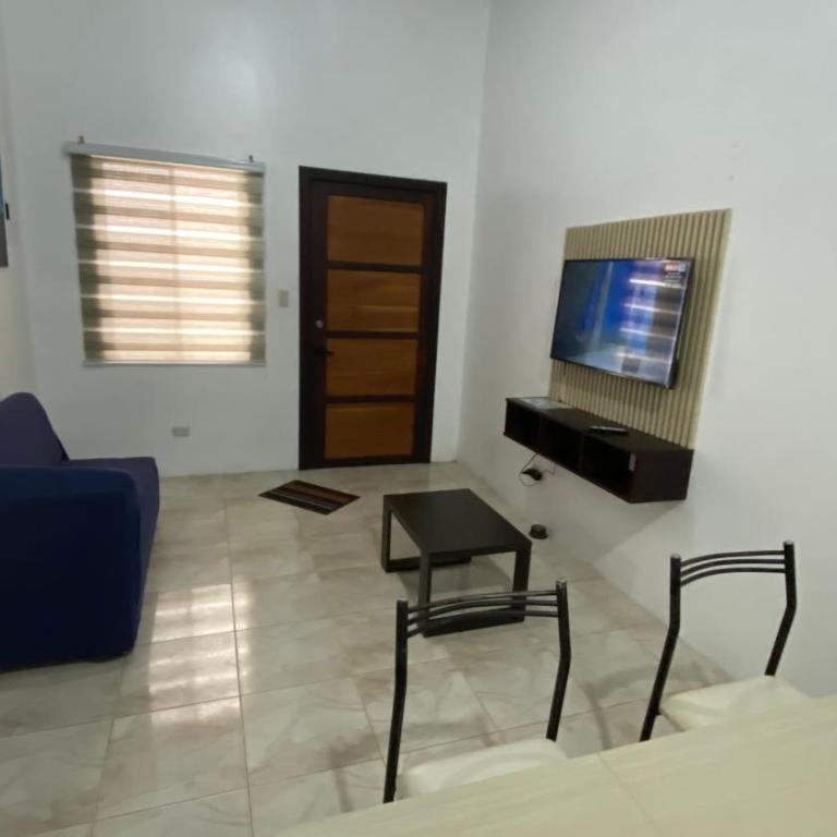 FamiliaV&B2 - Two-Bedroom Apartment - 1