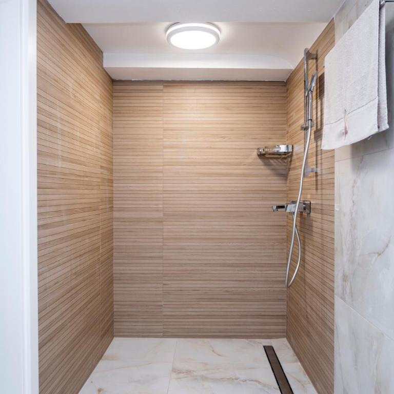 Lelas Grand Apartment - free parking - Apartman sa 2 Spavaće Sobe - 26