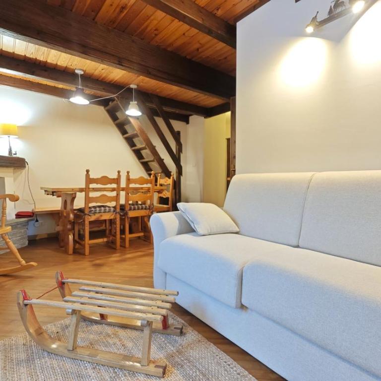 Hostdomus - Weekend apartment - Appartamento con 2 Camere da Letto - 1