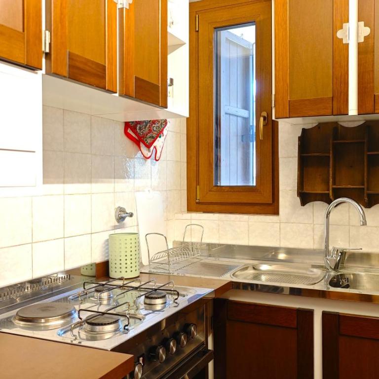 Hostdomus - Weekend apartment - Appartamento con 2 Camere da Letto - 13