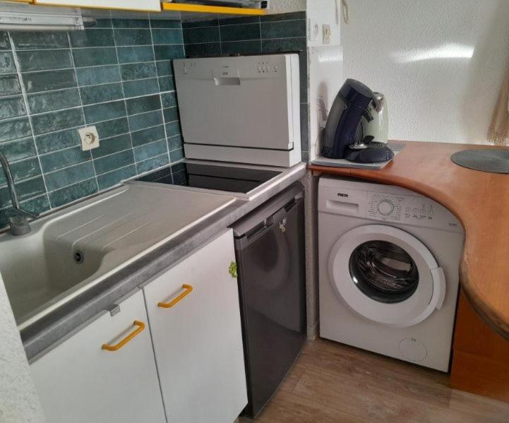 Joli appartement climatisé résidence avec piscine et plage du Grazel à 180m - Appartement 1 Chambre - Vue sur Piscine - 10