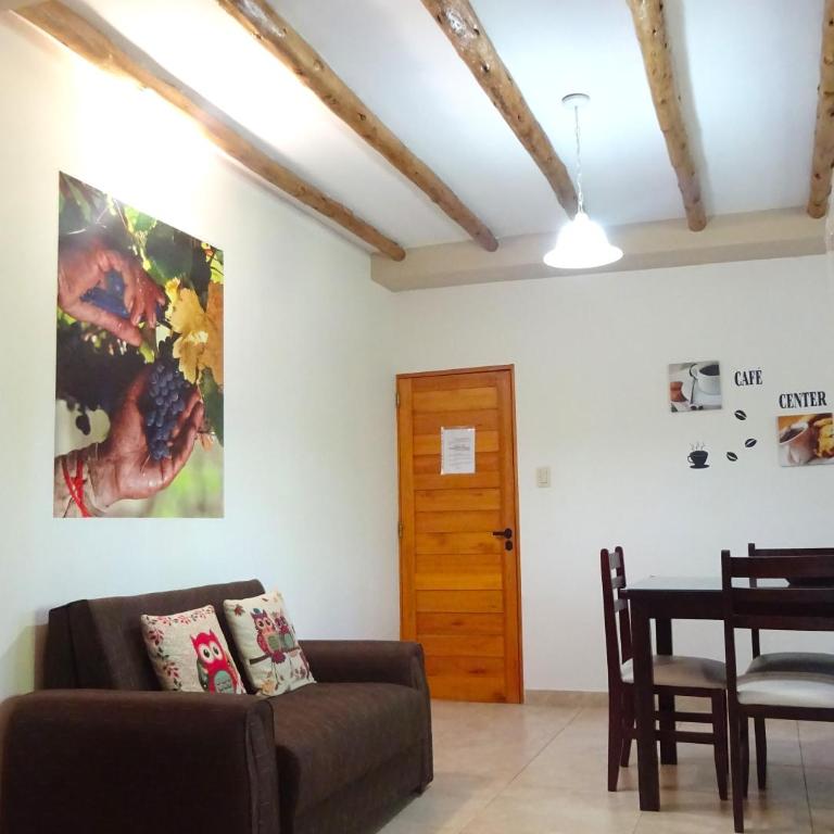 Apart Hotel La Bodega - Classic Quadruple Room - 3