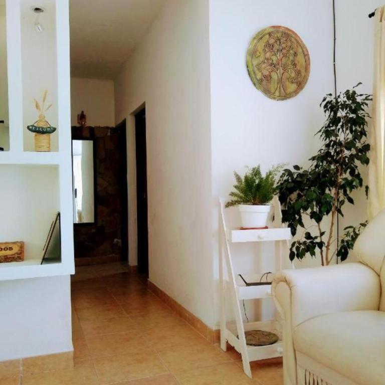 Departamento 2 habit-cochera-cocina completa - Two-Bedroom Apartment - 2