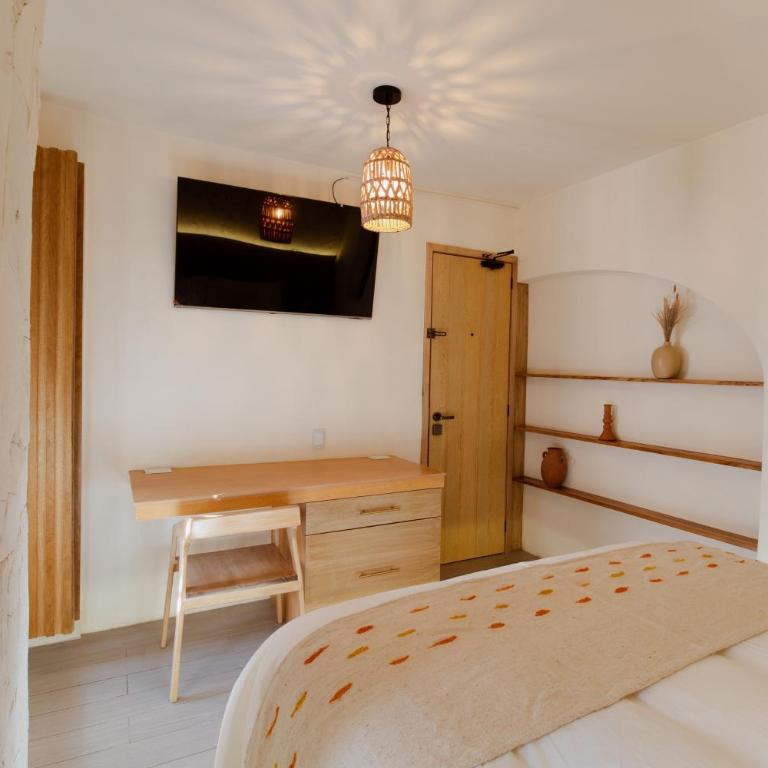 Bernardino Boutique - Deluxe Room - 10