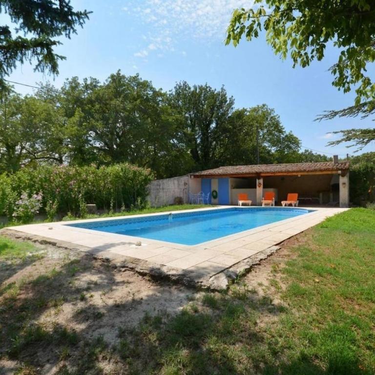 Les Volets Bleus Provençal house with pool - Casa de 3 dormitorios - 12